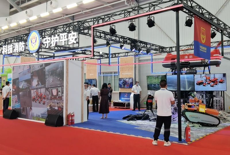 “河南獵鷹”亮相全國科技活動周