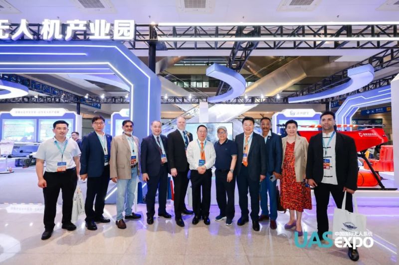 獵鷹亮相首屆國際低空經(jīng)濟(jì)與無人系統(tǒng)博覽會(huì)